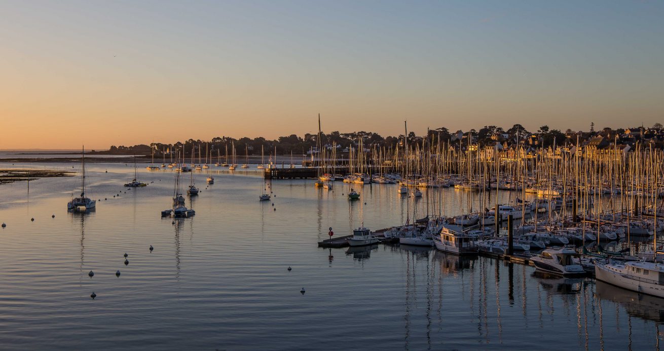 paysage port la trinite sur mer soir